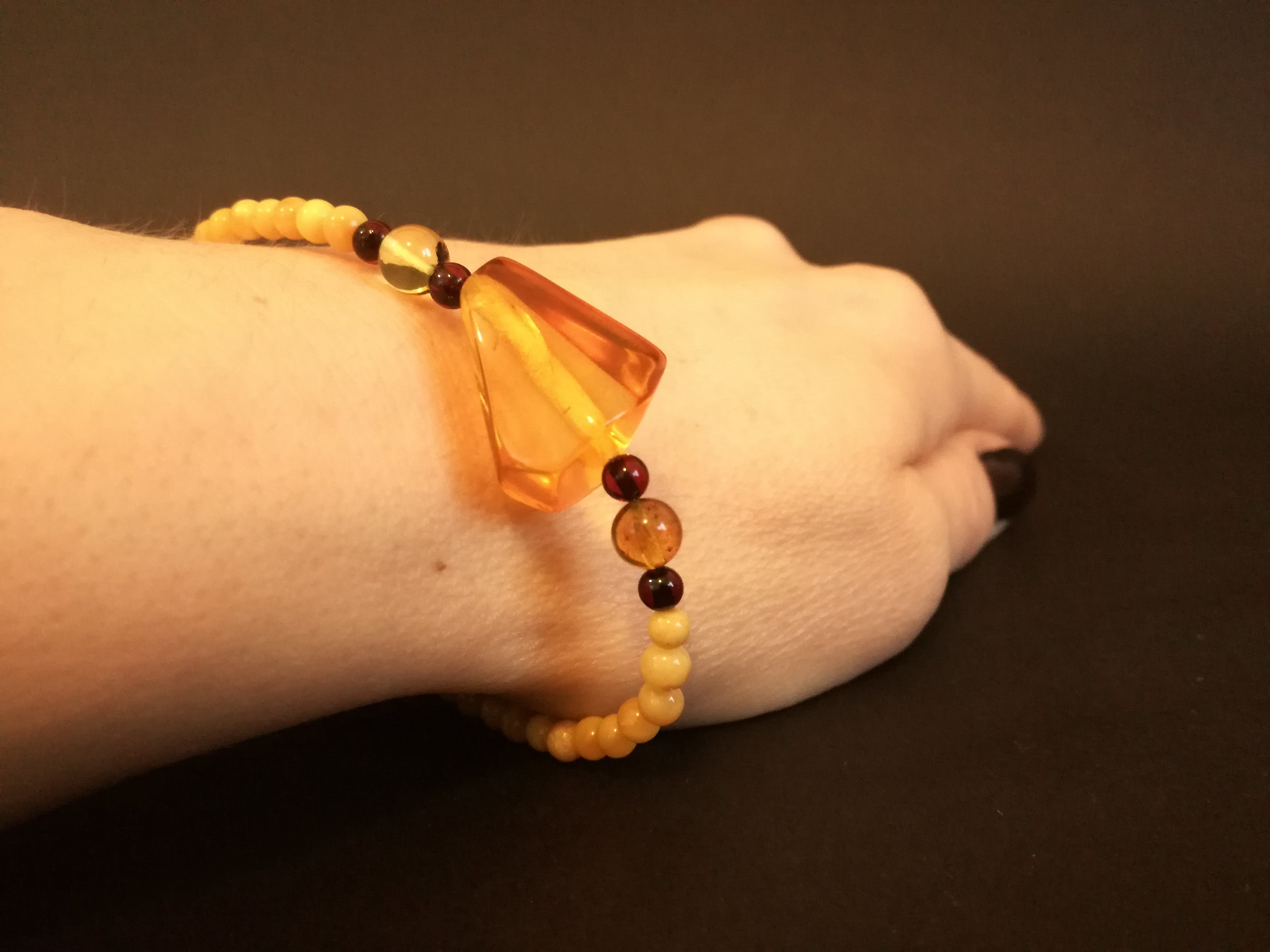 Amber Bracelet - Alto 'di Versi | Genuine Baltic Amber Jewelry – Alto 'di  Versi - Healing Baltic Amber Jewelry Worldwide Shop