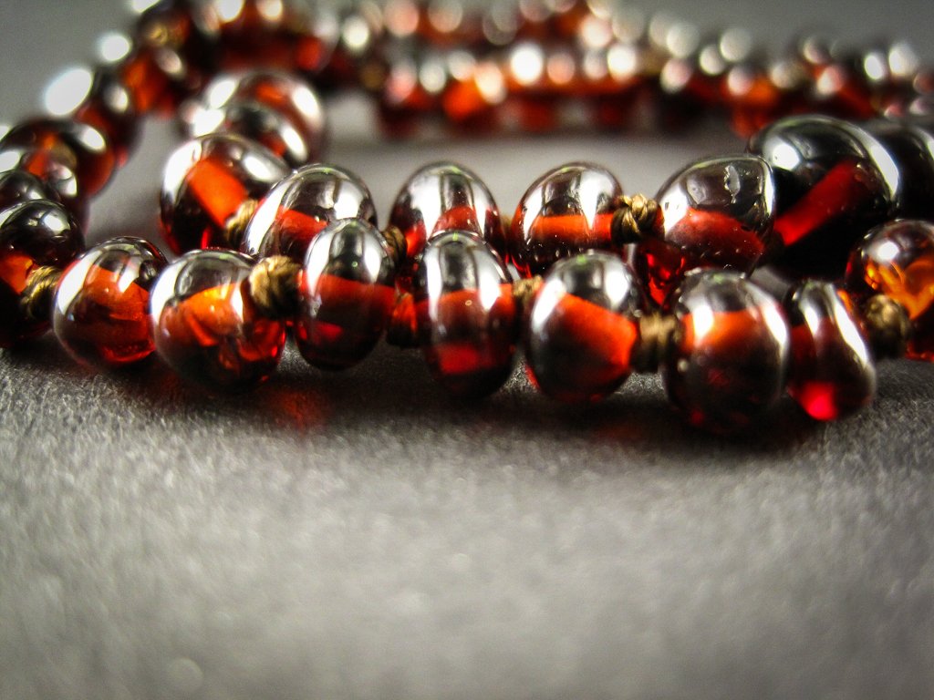 amber teething necklace, cherry polished beads, plastic screw clasp, healing, succinic acid, genuine baltic amber, for babies and nursing mums, made in poland